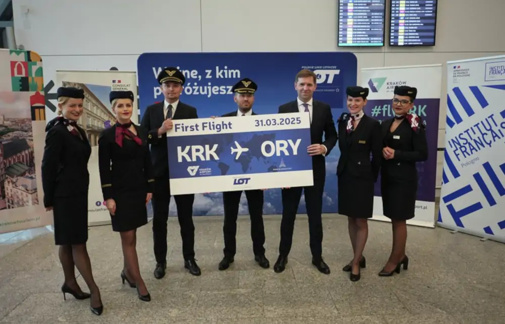 Od dziś samoloty PLL LOT latają z Krakowa do Paryża Orly