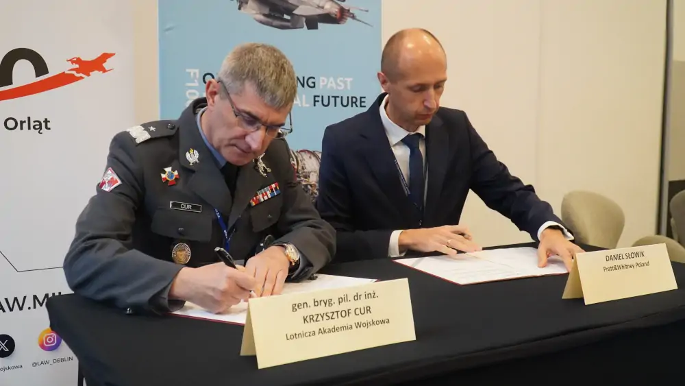Podpisanie umowy między Pratt & Whitney a LAW